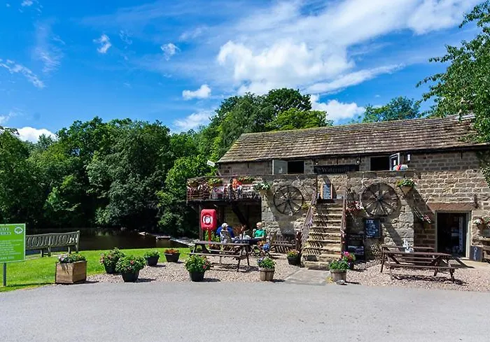 Sunflower Lodge, Lido Leisure Park, Knaresborough