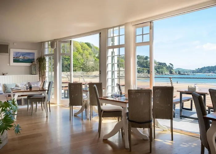South Sands Hotel