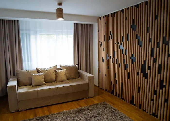 Ultra Central Apartment 1 ! Self Check-In ! Free Parking ! Wifi