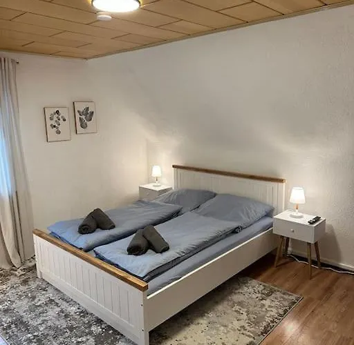 Gemütliche Wohnung nähe Alsfeld - Parkplatz