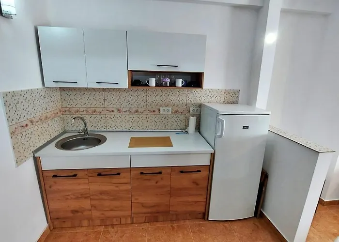 Cristina'S Place Arad
