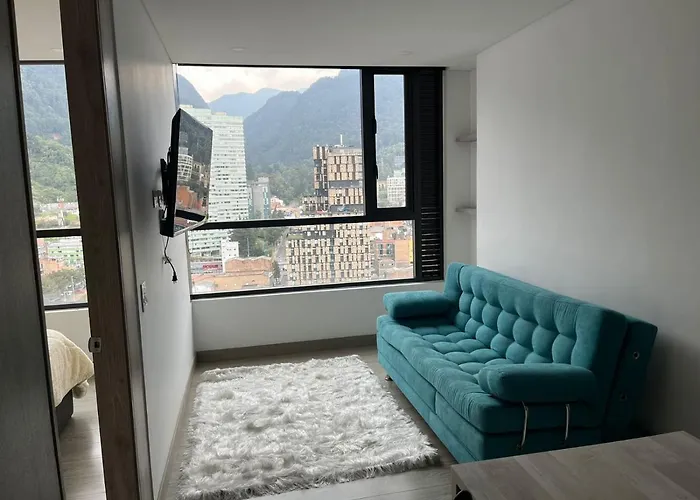 Bogota Apartamento Alto En Torre Barcelona, Vista Espectacular A Monserrate