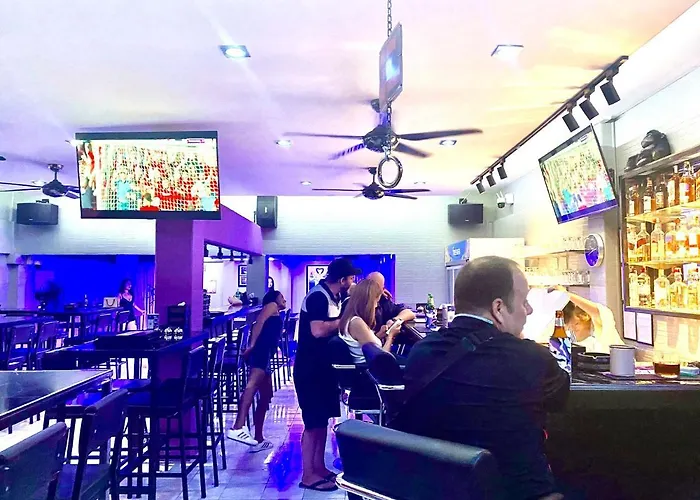 Barzilla Bar And Guesthouse
