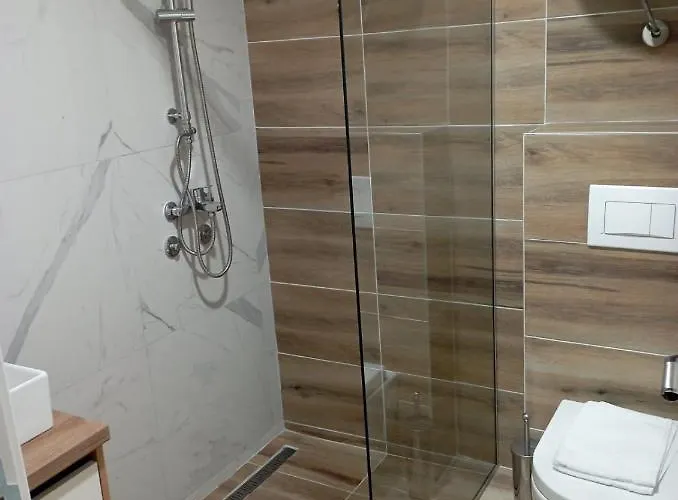 Ru&Ki Apartman- Hotel Djina A13