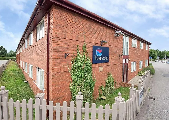 Travelodge Northampton Wootton