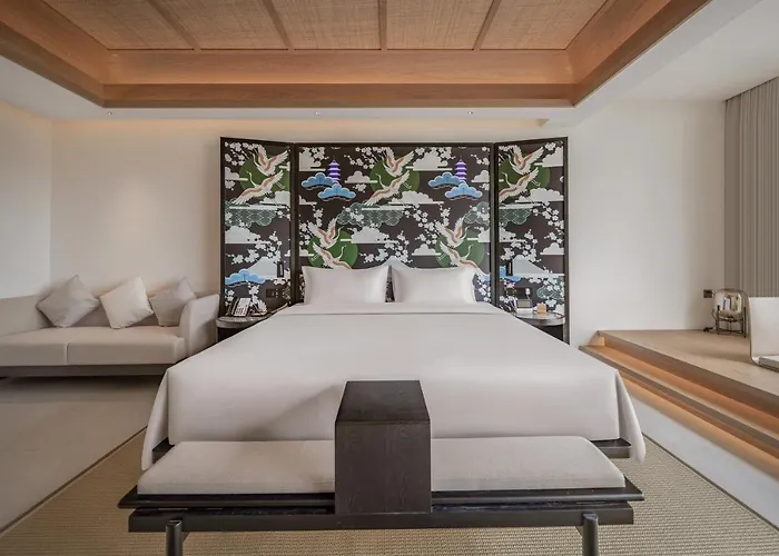 Tengchong Jingge Banshan Hot Spring Hotel