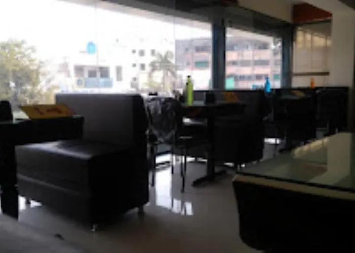 Hotel Vaibhav,Akola