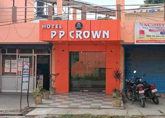 Oyo Hotel Pp Crown