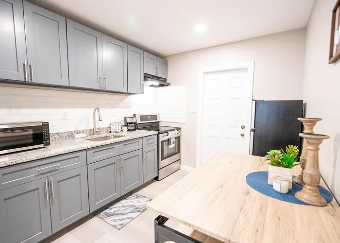 University Serenity Suites