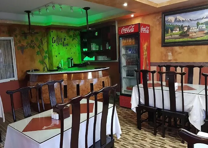 Hotel Nepal Inn Sauraha- Relax And Refresh - A Perfect Family Getaway
