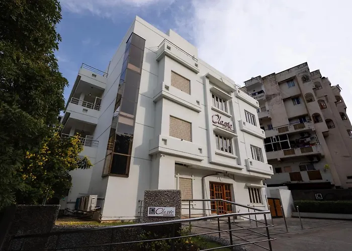 Classic Boutique Hotel & Luxury Service Apartments