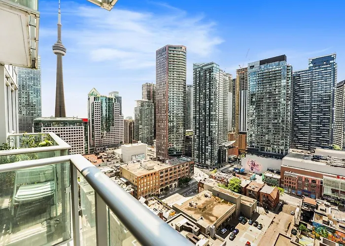 King Bed, Amazing View, Free Parking
