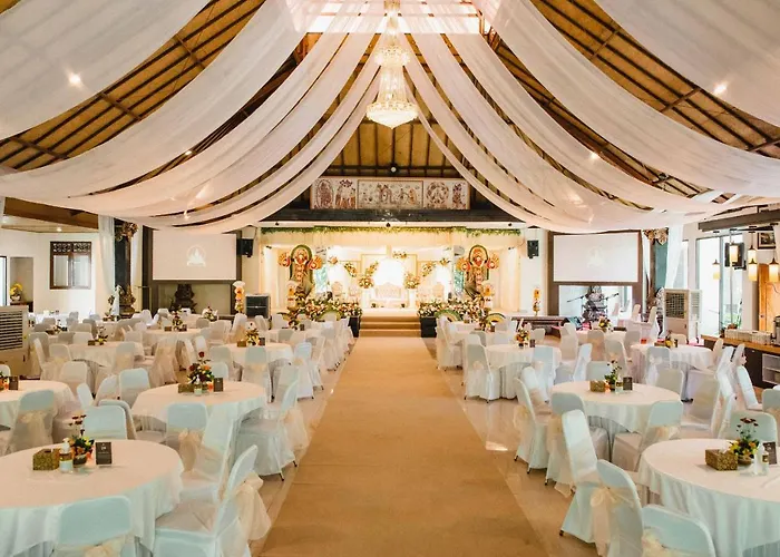 Prakerti Bhuana Hotel