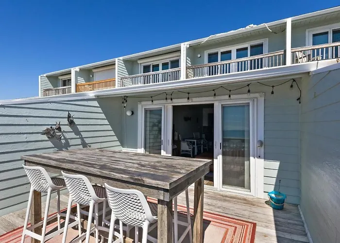 Coral Shores #4 Condo