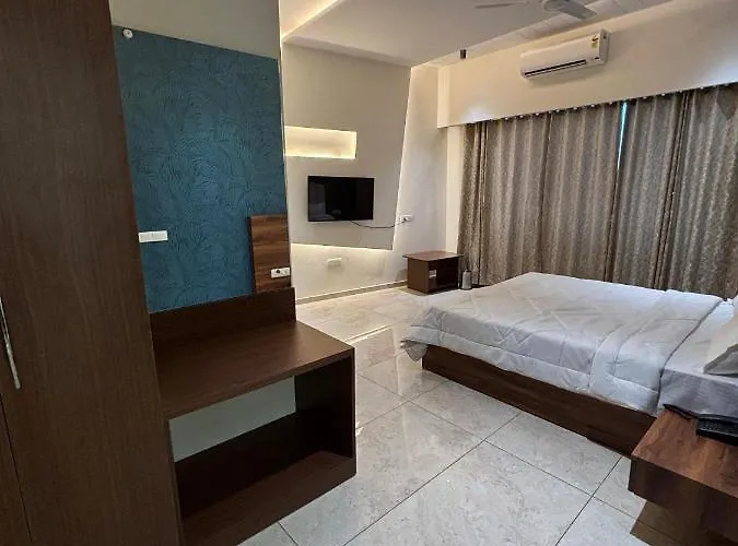 Hotel Ananta