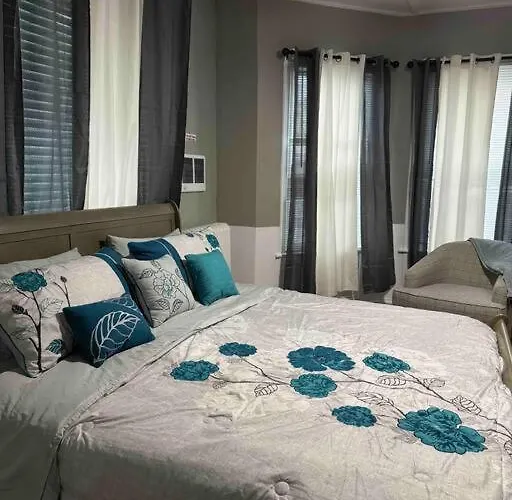 Classic King Suite Apartment