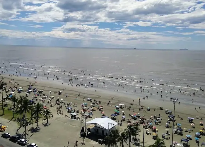 Apartamento em Peruíbe (Centro)