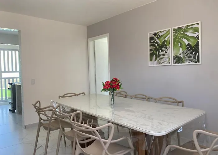 Apartamento 1 quadra do mar em Ipanema - PR