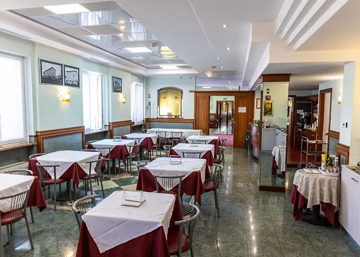 Hotel Mary