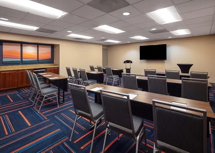 Hampton Inn & Suites El Paso-Airport