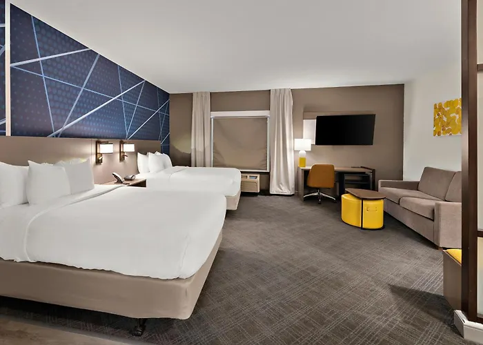 Comfort Suites Columbus East Broad