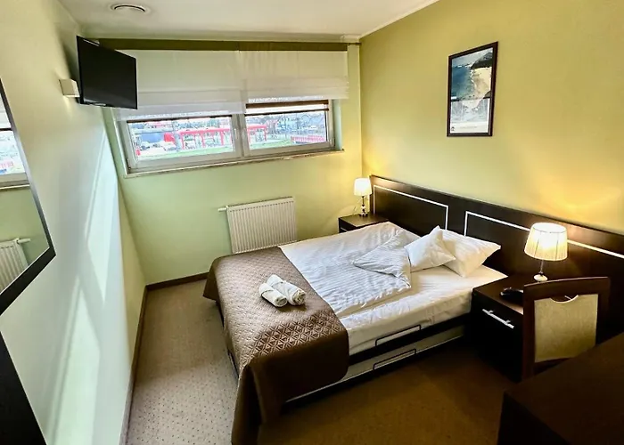 Hotel Pod Debami