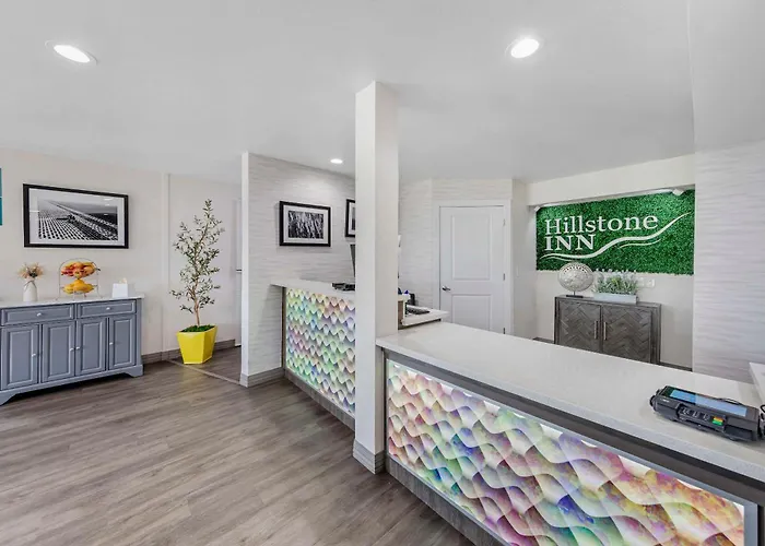 Hillstone Inn Tulare, An Ascend Collection Hotel