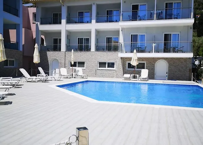 3 Island View Hotel