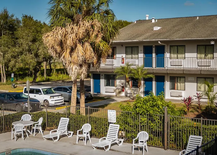 Motel 6-Ft. Pierce, Fl