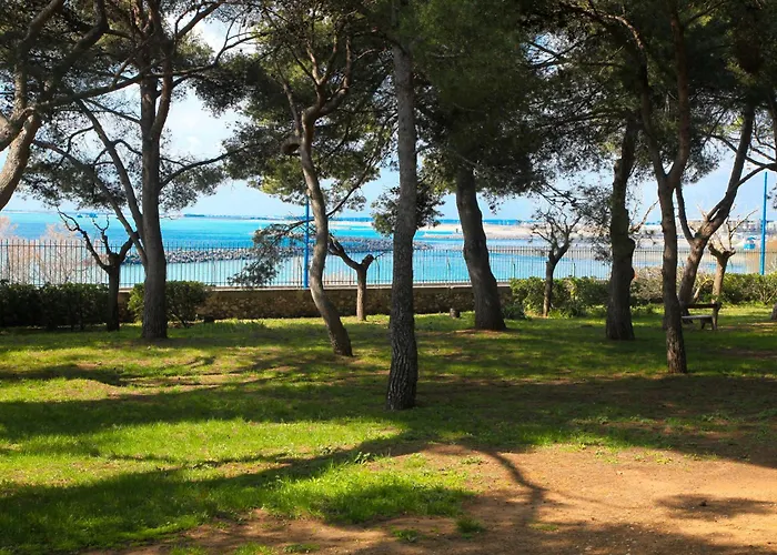 Domaine Du Lazaret - Village Vacances 3 Etoiles En Bord De Mer