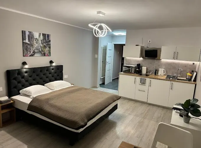 Przystanek Katowice Aleja Korfantego 8