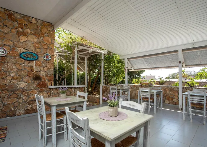 Hotel Irini