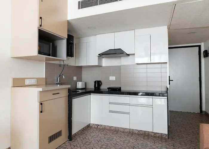 Studio Vachi , City Centre Location