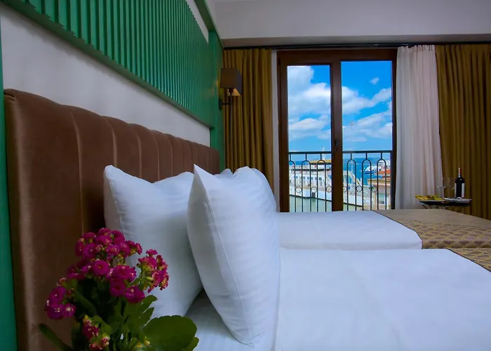 Canakkale Bosphorus Port Aspen Hotel