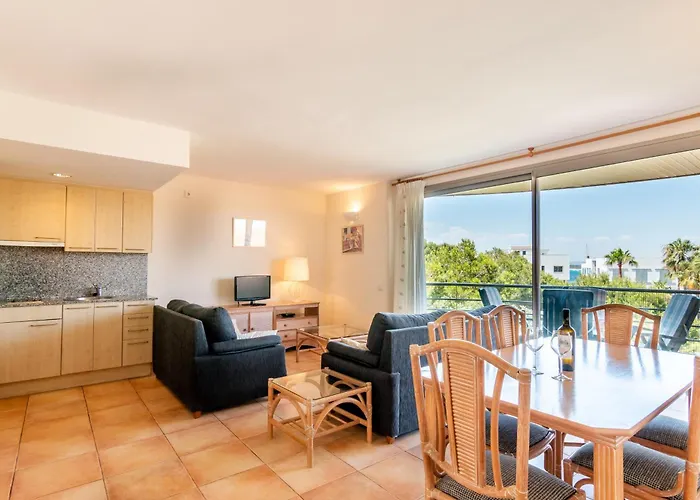 Apartamentos Romani