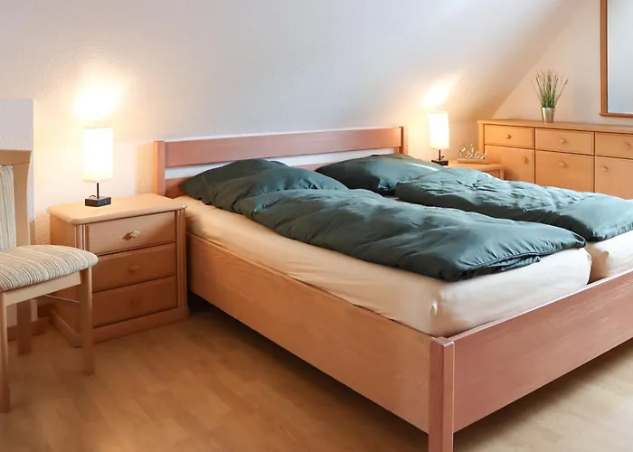 Ferienwohnung -Villa Am Stadtpark- Blankenburg mit Balkon und Sauna