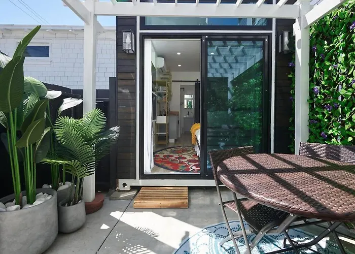 Tiny Living; Big Style