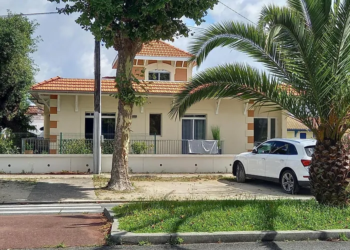 VILLA DEGANNE T2 Plein sud