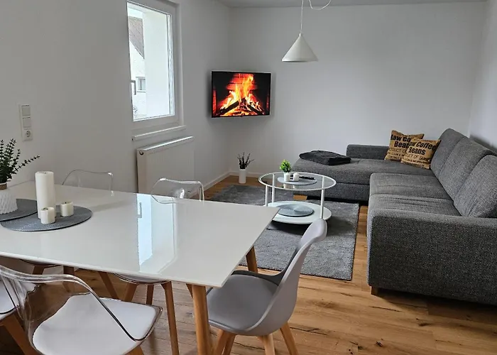 BeMa Apartments Hallstadt - ruhig, zentral mit Balkon, mit Parkplatz und in Nähe von Bamberg - AS5 One