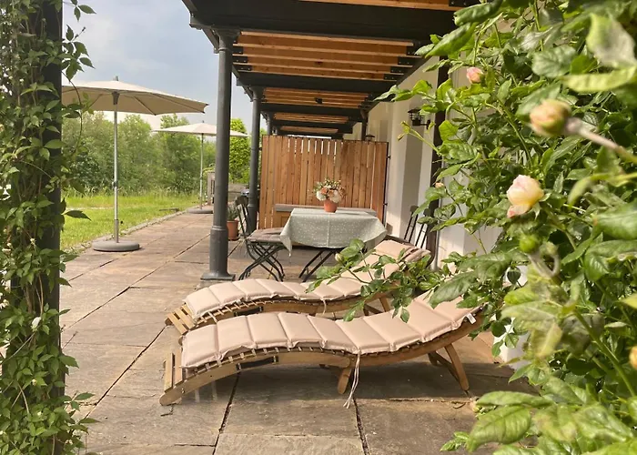 Ferienwohnung Gutshof in Seenähe