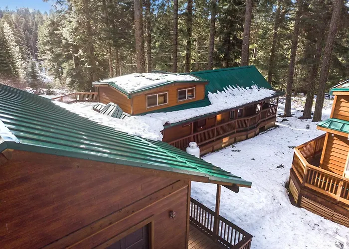 The Cabins At Hyatt