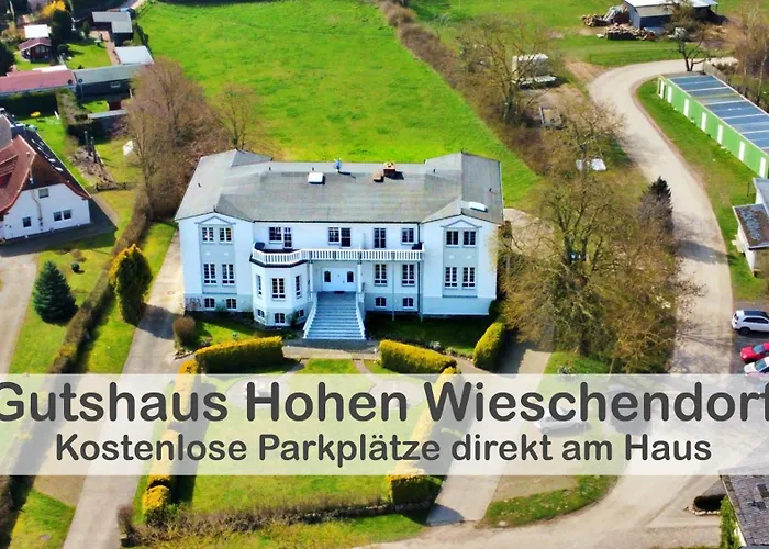 Ferienwohnung im Gutshaus, Entschleunigung pur für erholsame Tage