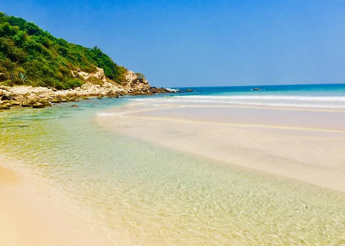 Janas Blue Water Corner
