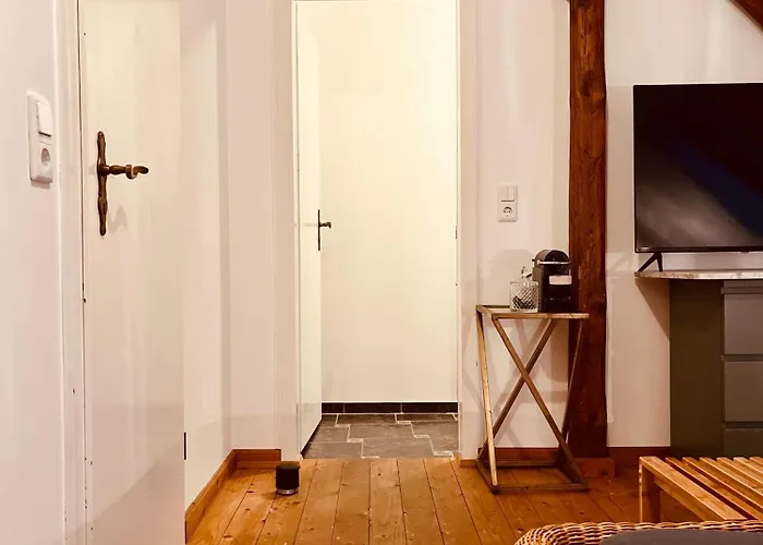 b e d&a g e d e s i g n -medium- wunderschönes Zimmer mit Bad - Rechnungserstellung für Geschäftsreisende&Firmen