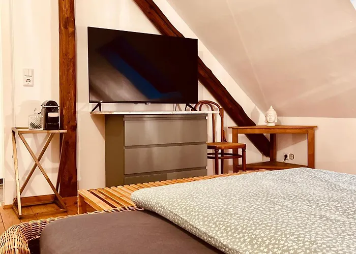 b e d&a g e d e s i g n -medium- wunderschönes Zimmer mit Bad - Rechnungserstellung für Geschäftsreisende&Firmen