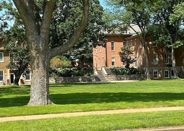 Buffalo Ridge Resort And Spa