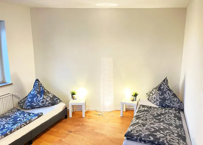 GÜNSTIGE PREMIUM UNTERKUNFT in KÖLN - HÜRTH!