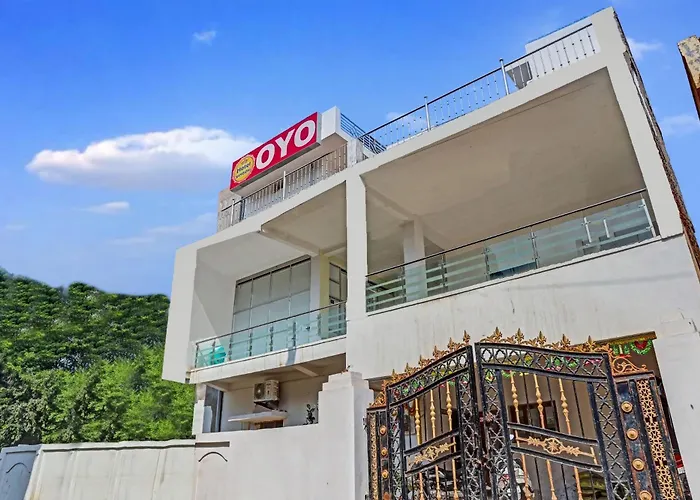 Hotel O Samridhi