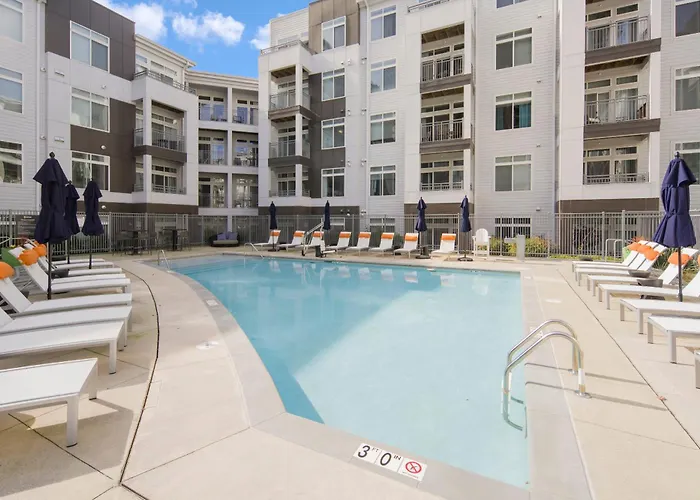 Global Luxury Suites At Reston