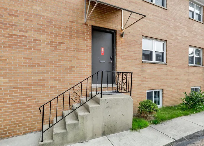 The Worthington - 3 Bedroom 2 5 Bath And Parking